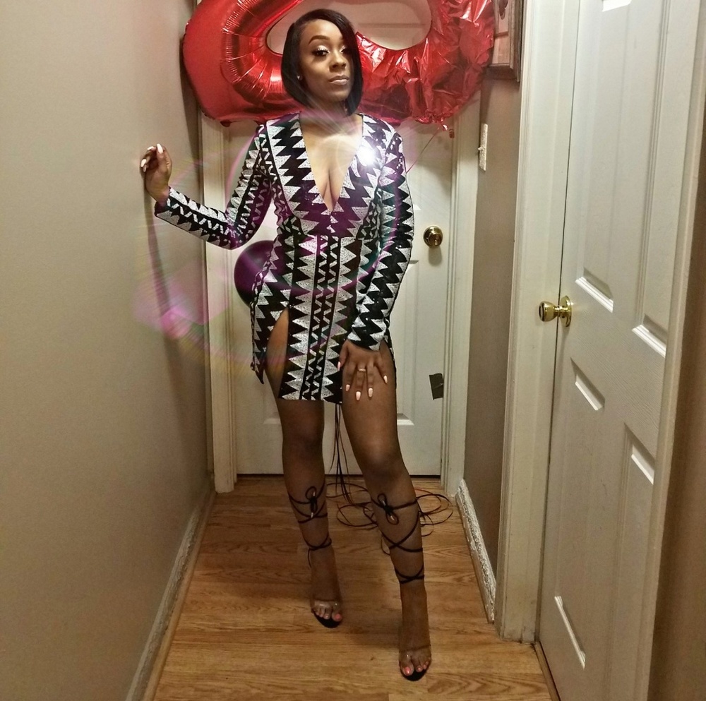 Aztec Sequin Mini - Picture 6 of 6